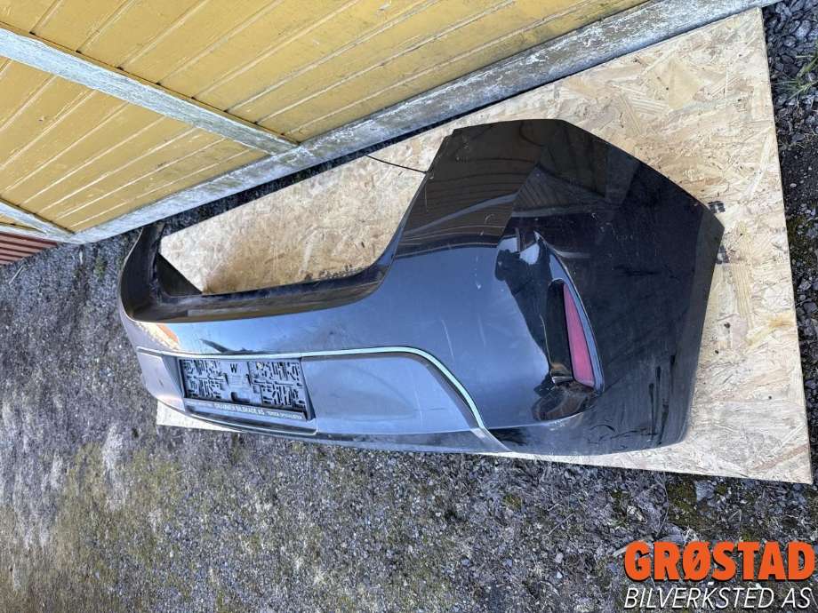 Støtfanger bak til Toyota Auris 2013-2015 (Type II, Fase 1) (5215902997|)