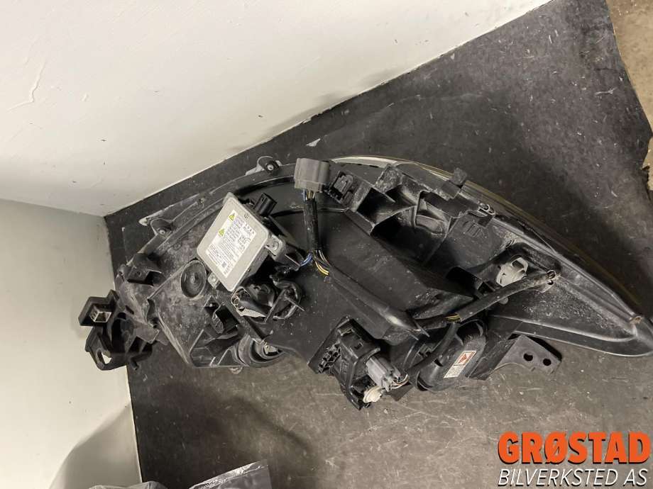 Frontlykt venstre xenon til Mazda CX-5 2012-2017 (Type I)  (KD5451041E|)