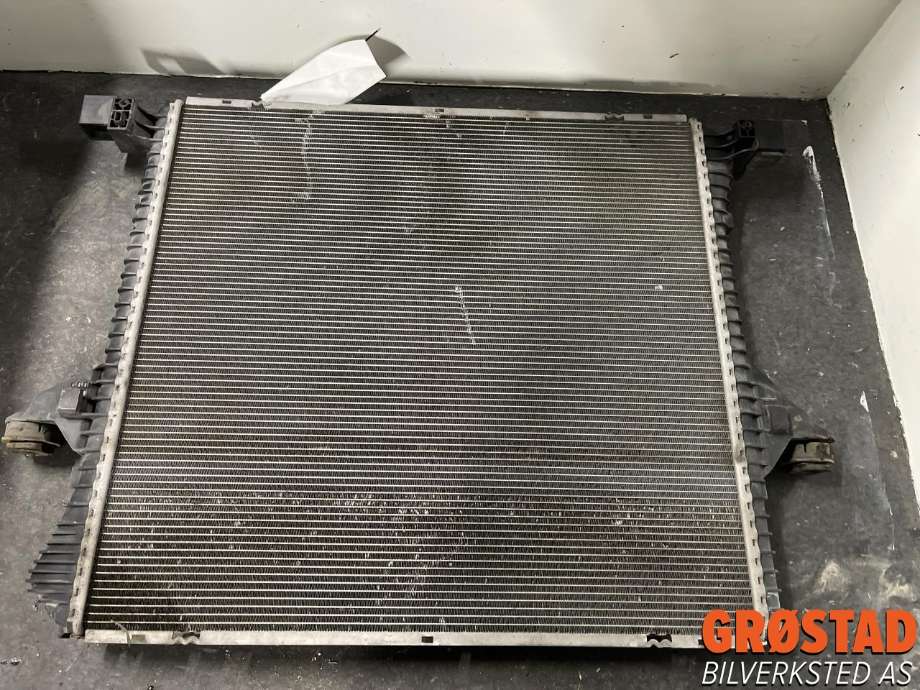 Radiator (automat gir) til VW Amarok 2010-2016 (Type I, Fase 1)  (2H0 121 253 A|)