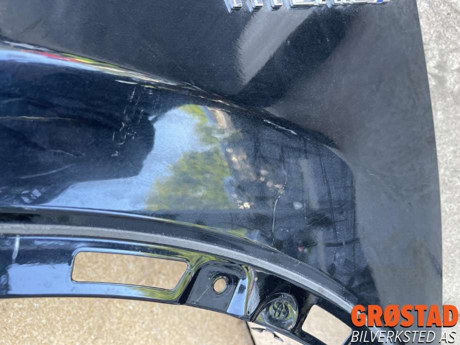 Skjerm venstre foran til Toyota RAV4 2016-2019 (Type IV, Fase 2) (5381242350|)