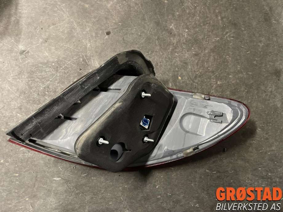 Baklykt venstre ytre til Mercedes B-Klasse, electric drive 2014-2018 (W242) (W242) (A 246 906 87 00|)