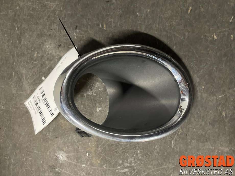 Grill høyre til Nissan Qashqai, 2014-2021 (Type II)