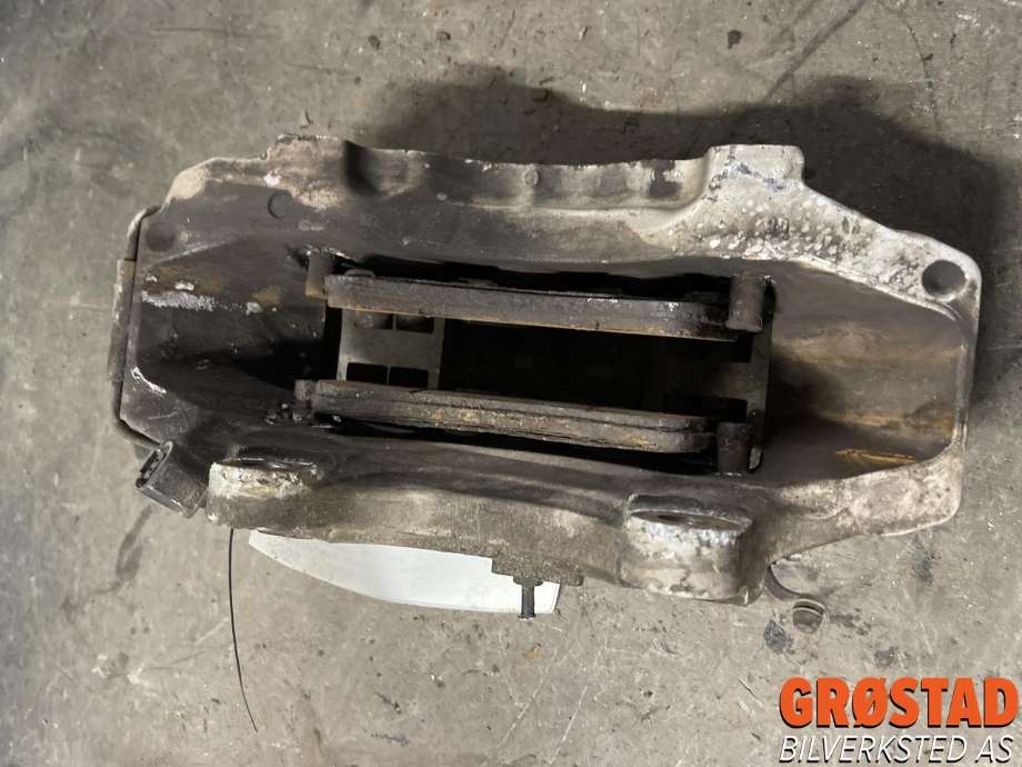 Bremsecaliper venstre foran til Porsche Cayenne 2007-2010 (Fase 2) (9PA) (9PA) (955 351 421 53|)