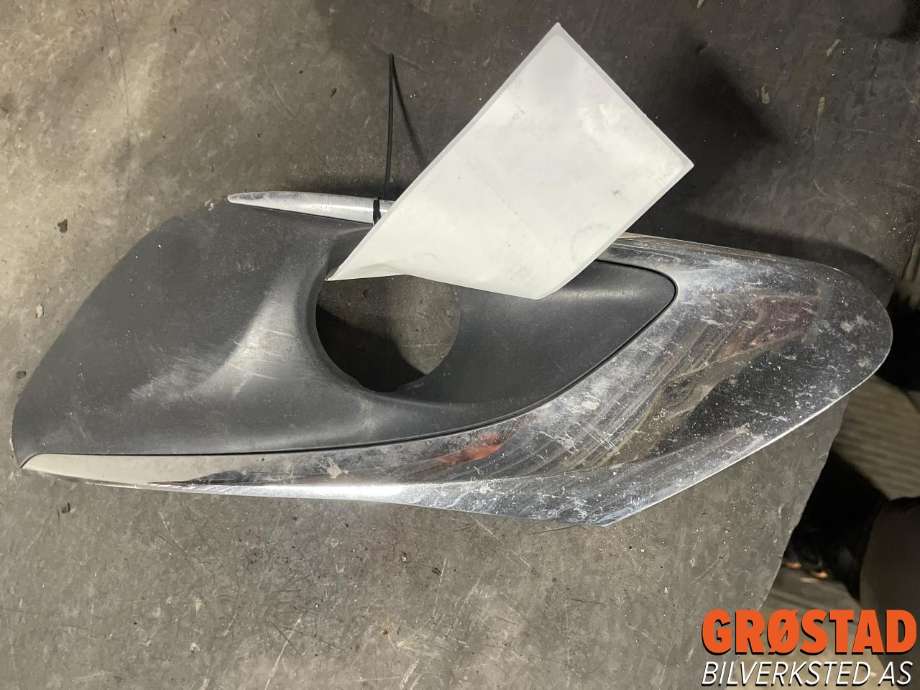 Grill venstre til Peugeot 308, 2013-2021 (Type II) (16 107 613 80)