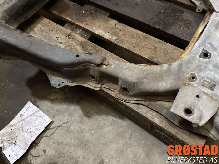 Travers foran hoved til Nissan X-Trail 2014-2022 (T32) (T32) (544004BD0B|544004BD0C|)