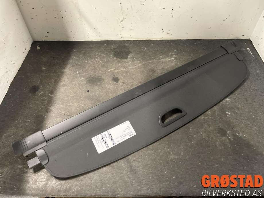 Bagasjerom rollon til Mercedes CLA, 2019-->> (C118) (C118) (A 118 810 01 00  9051)
