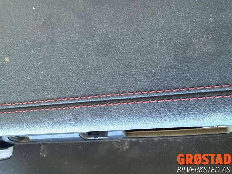 Dashbord til Mercedes CLA 2019-->> (C118) (C118) (A 177 680 63 02 3D16|A 177 680 63 02|)