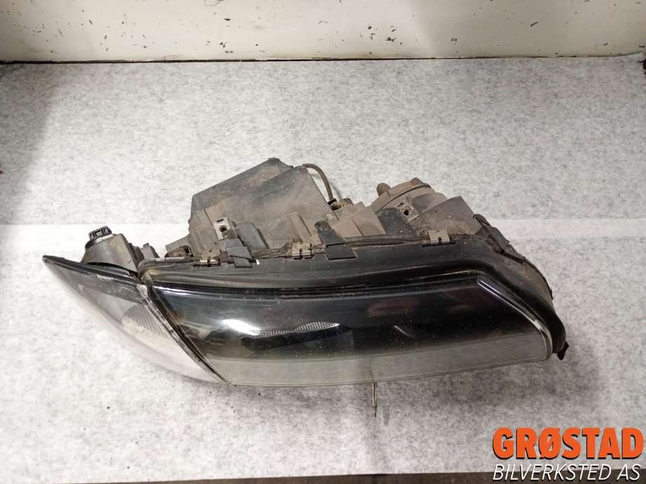 Frontlykt høyre xenon til Volvo S80 1998-2006 (Type I) (31446839|)