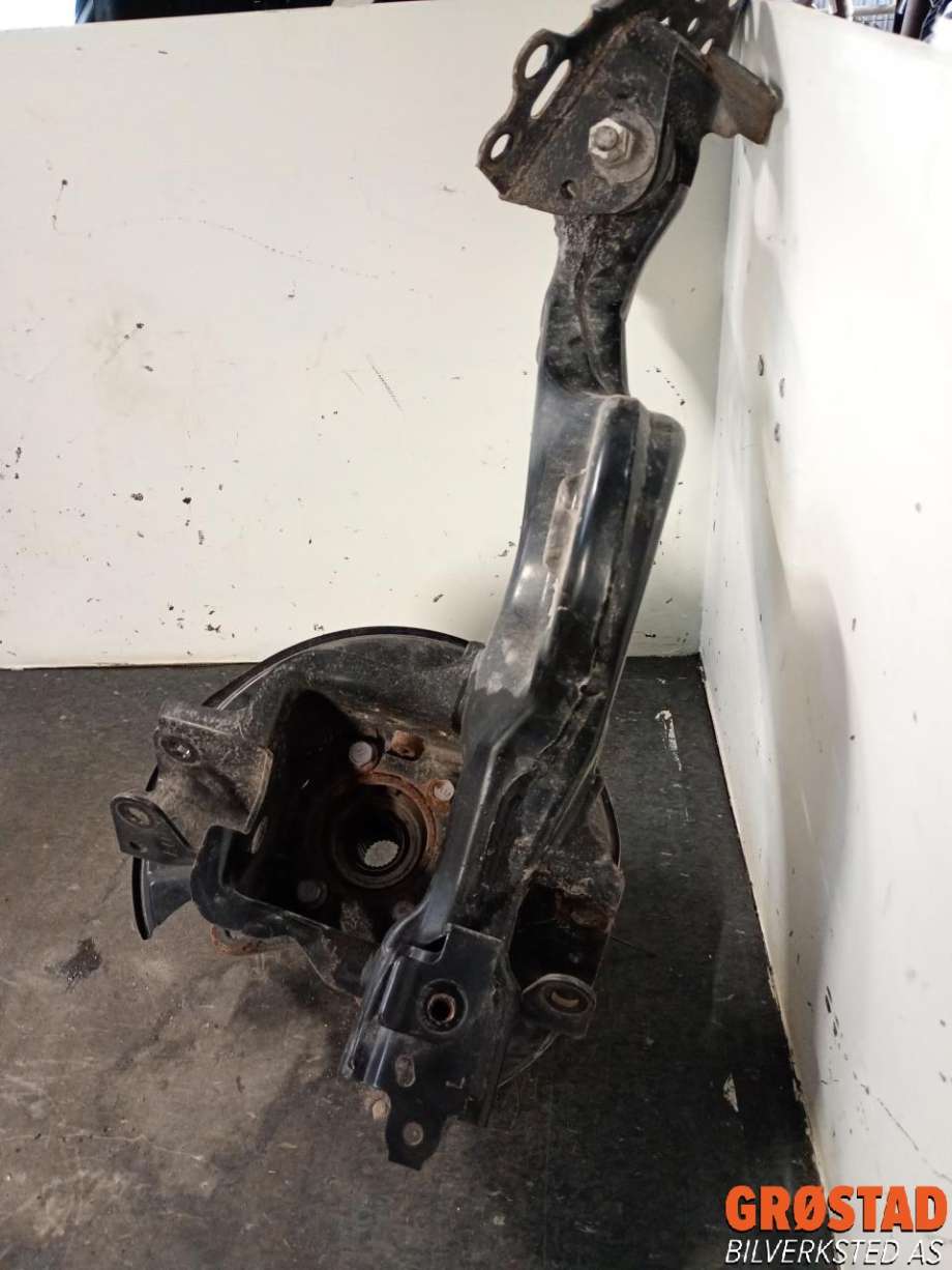 Hjulspindel venstre bak til Toyota Yaris Cross (SUV) 2021-->>  (4872052050|)