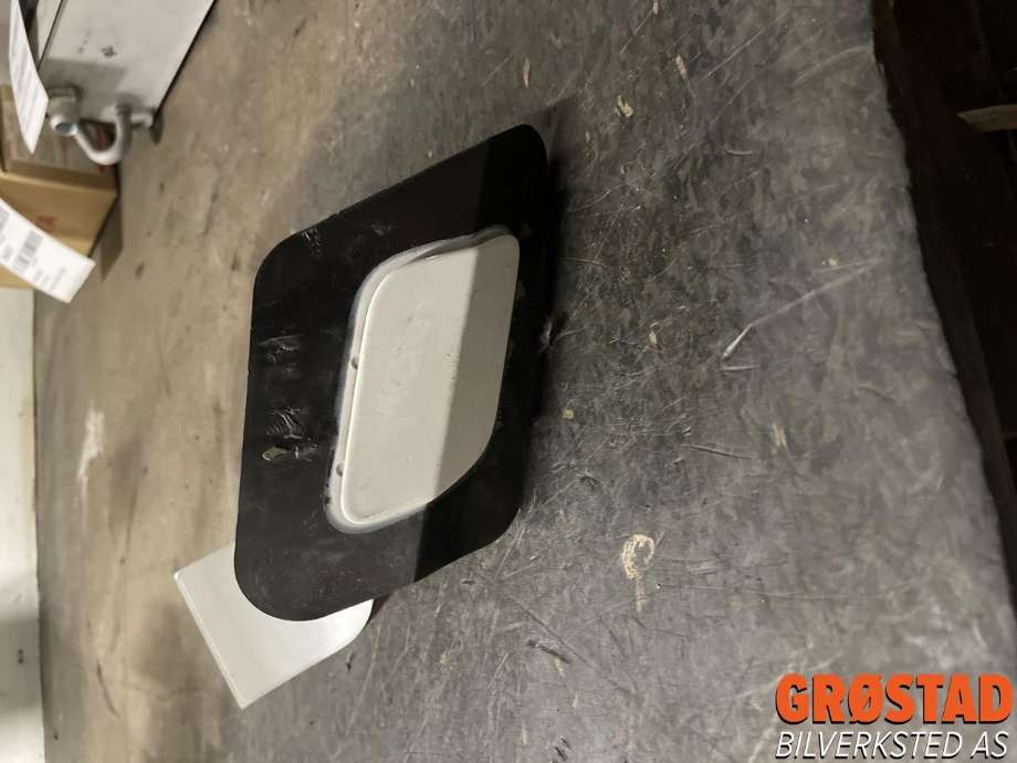 Lyktespylerdyse til BMW 5-Serie, 2017-->> (G30/G31) (G30/G31) (61677393510)