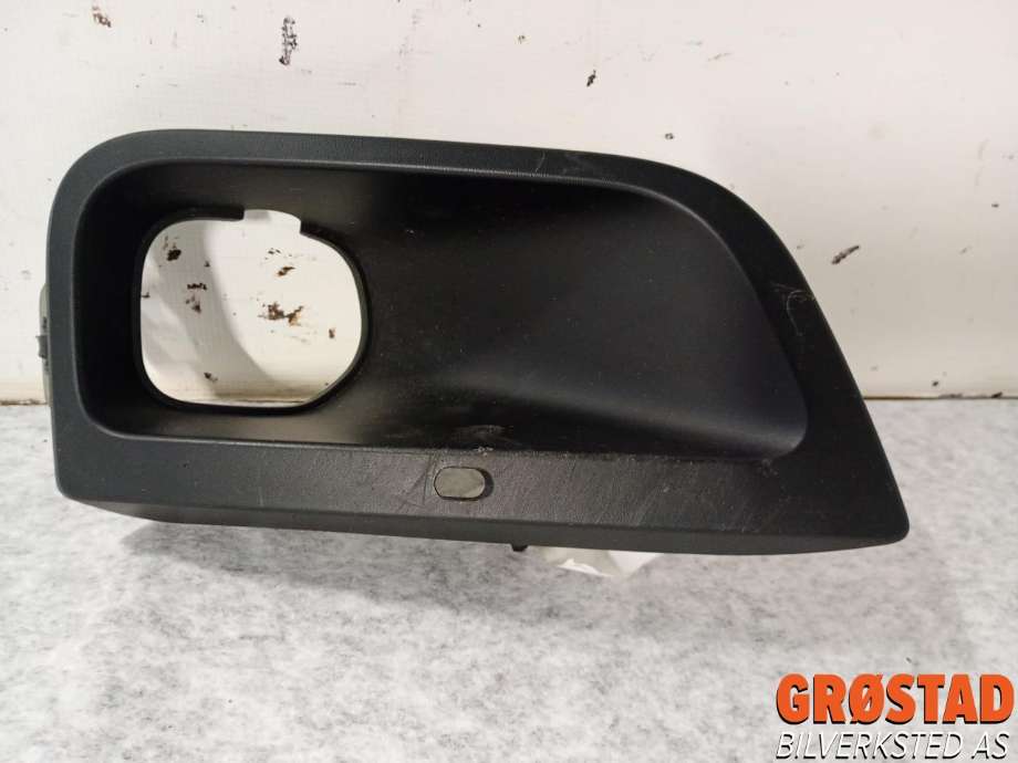 Grill høyre til Peugeot Partner, 2019-->> (Type III)