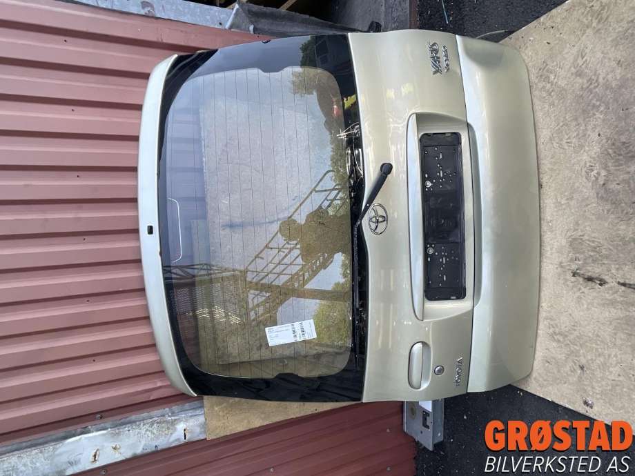 Bakluke til Toyota Yaris Verso, 1999-2007  (6700552130)