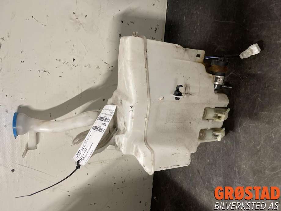 Spylerpumpe foran til Suzuki Grand Vitara 2005-2015 (Type III) (3841065JA0|)
