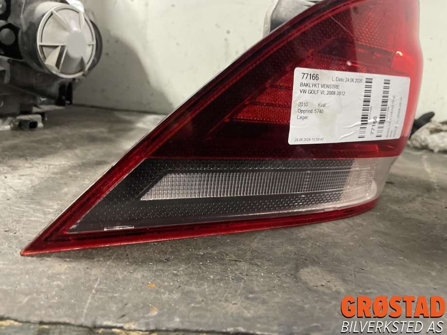 Baklykt venstre til VW Golf VI, 2008-2012 (1K9 945 095 H)