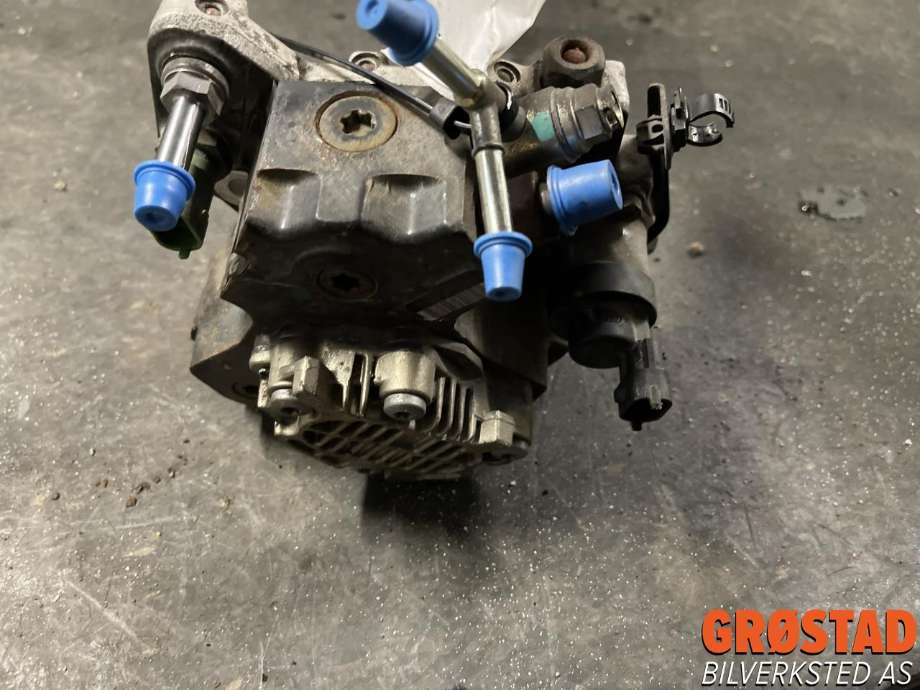Dieselpumpe til Toyota Corolla, 2002-2007 (2210033040)