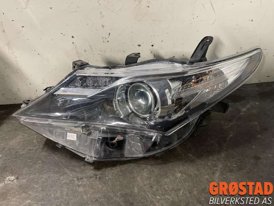 Frontlykt venstre xenon til Toyota Auris, 2013-2015 (Type II, Fase 1)