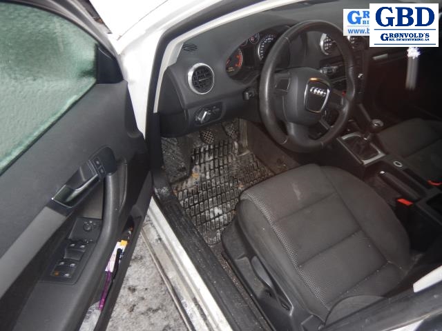 Audi A3, 2009-2012 (Type II, Fase 2) (8P0 941 700 A)