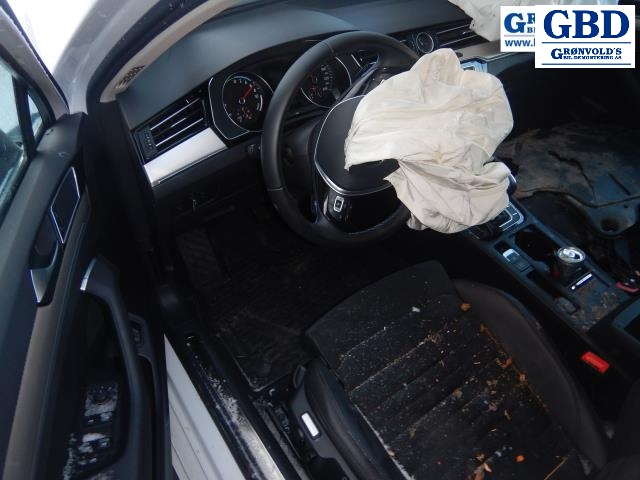 VW Passat, 2015-2019 (B8, Fase 1) (3G0 941 633 J)