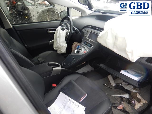 Toyota Prius, 2009-2016 (Type III, combi) (8515047131)