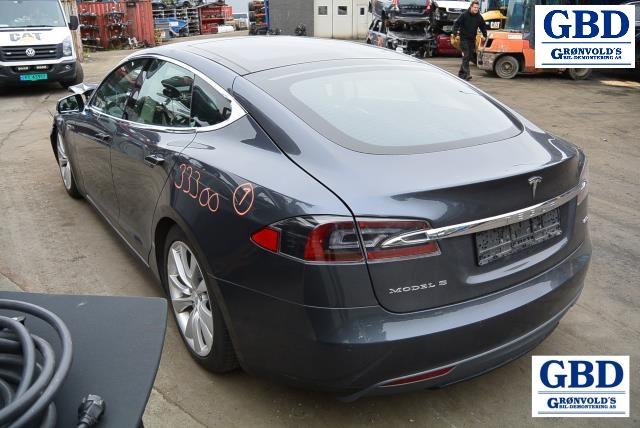 Tesla Model S, 2013-2016 (Fase 1)