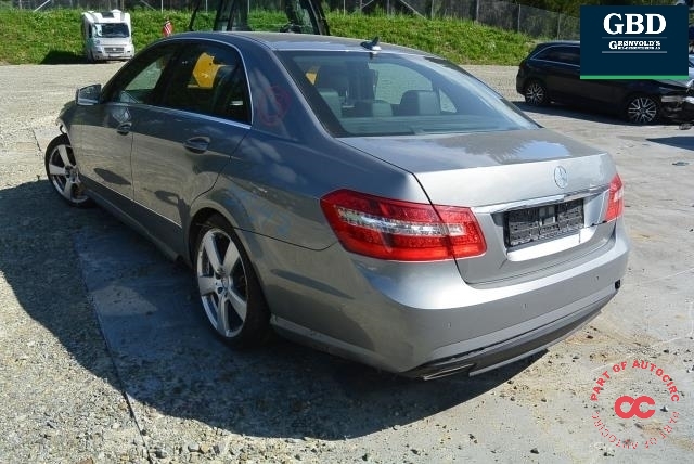 Mercedes E-Klasse 2009-2013 (Fase 1) (W212) (W212), Motorkode: OM651.925| 651925, Girkassekode: 7229960| A 204 270 37 07