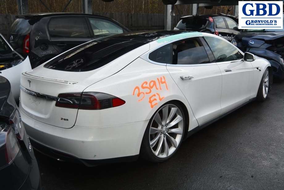 Tesla Model S, 2013-2016 (Fase 1)