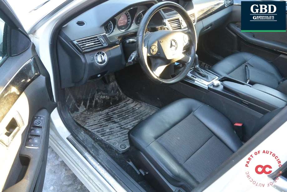 Mercedes E-Klasse 2009-2013 (Fase 1) (W212) (W212), Motorkode: OM651.924, Girkassekode: A 212 270 55 00