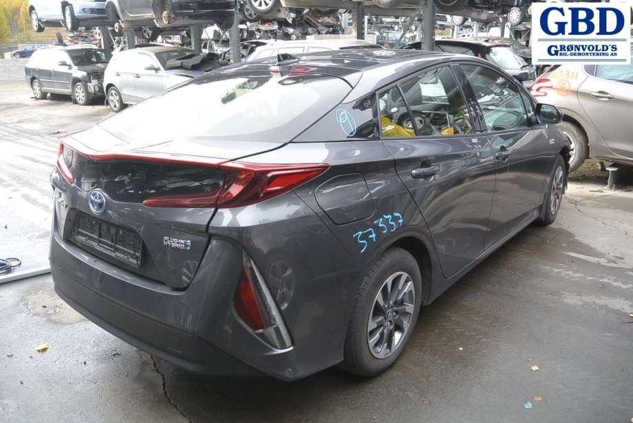 Toyota Prius, 2016- (Type IV, COMBI) (4775047060)