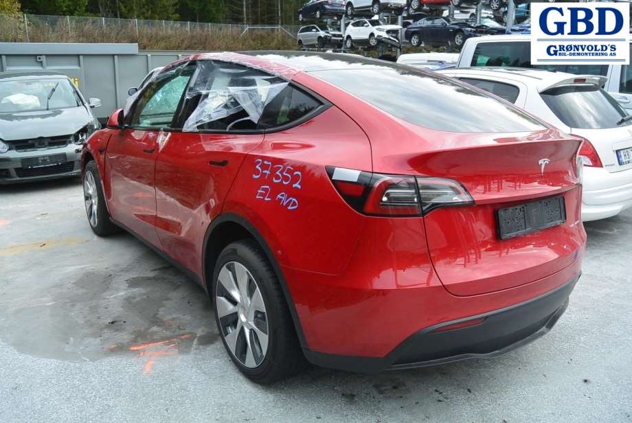 Tesla Model Y, 2021- (1044451-00-F)