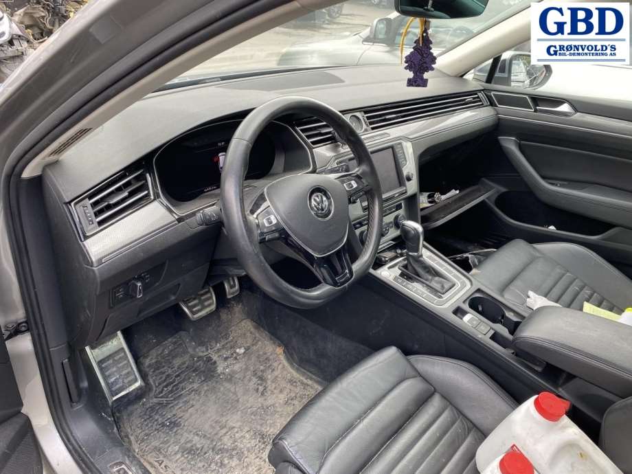 VW Passat, 2015-2019 (B8, Fase 1) (5Q4959802B)