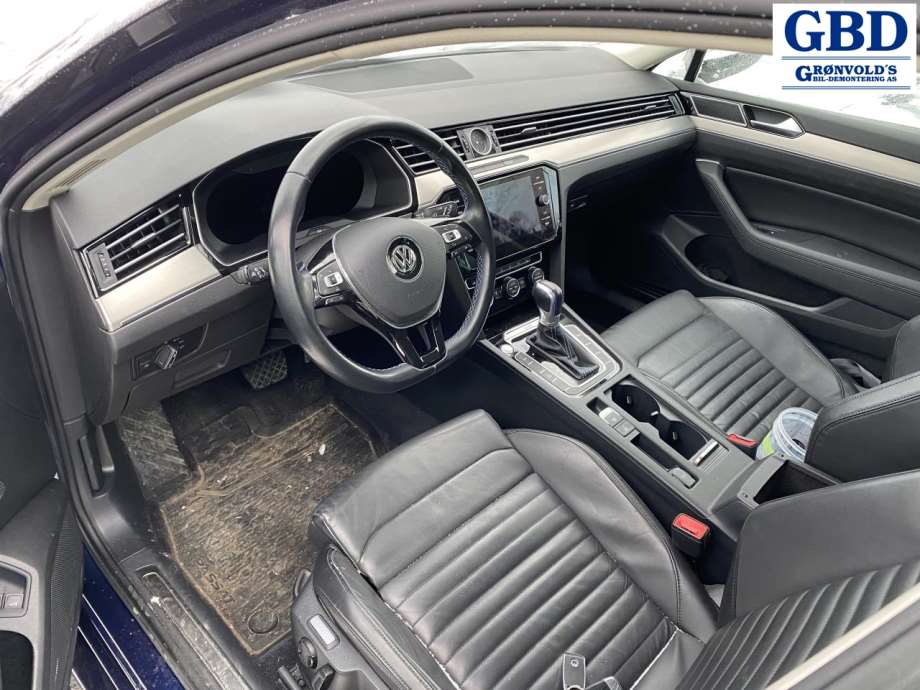 VW Passat, 2015-2019 (B8, Fase 1) (5QE 915 682 BG|5QE 915 682 AF)