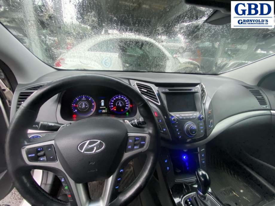 Hyundai i40, 2012-2017 (92202 3Z000)