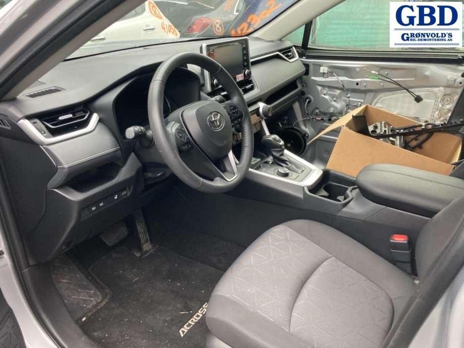 Toyota RAV4, 2019- (Type V) (8155142230)