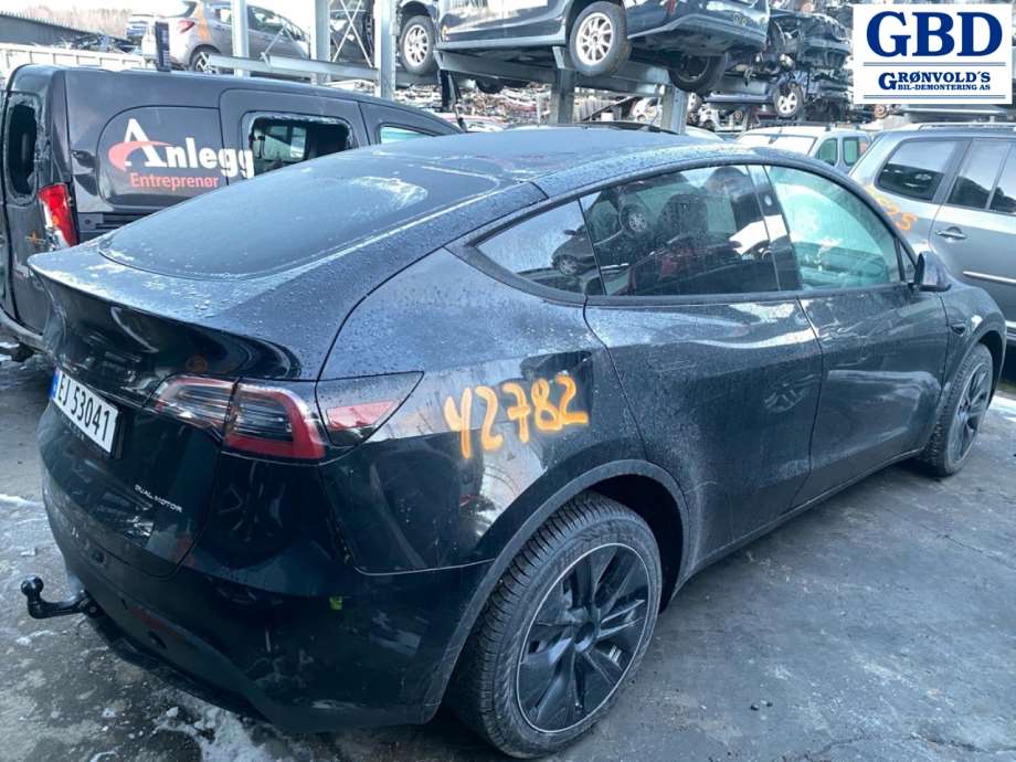 Tesla Model Y, 2021-