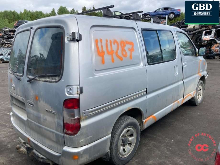 Toyota Hiace, 2007-2012 (Fase 3) ()