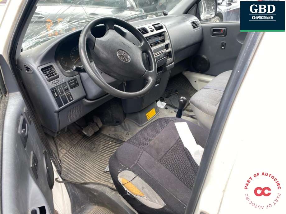 Toyota Hiace 2007-2012 (Fase 3) , Motorkode: 2KD-FTV, Girkassekode: 3303026A60