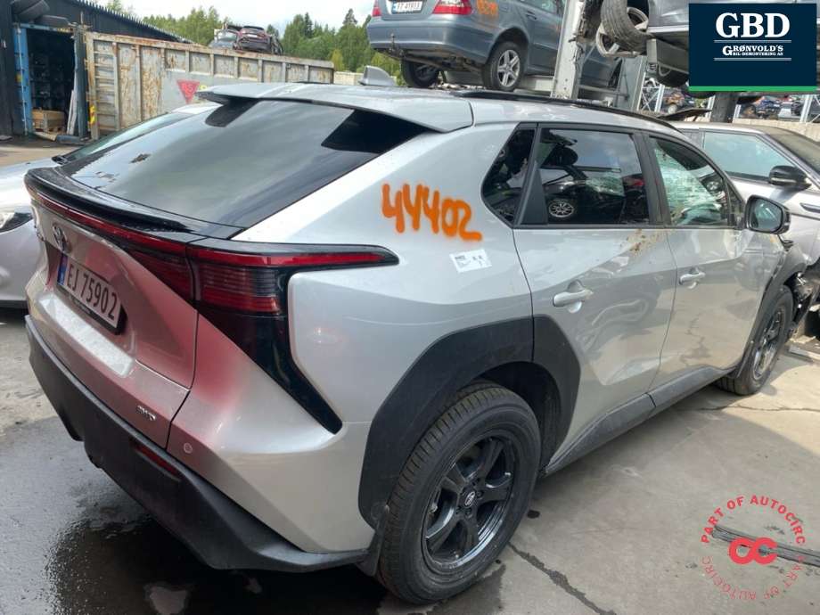 Toyota bZ4X 2022-->> , Motorkode: 1YM, Girkassekode: 