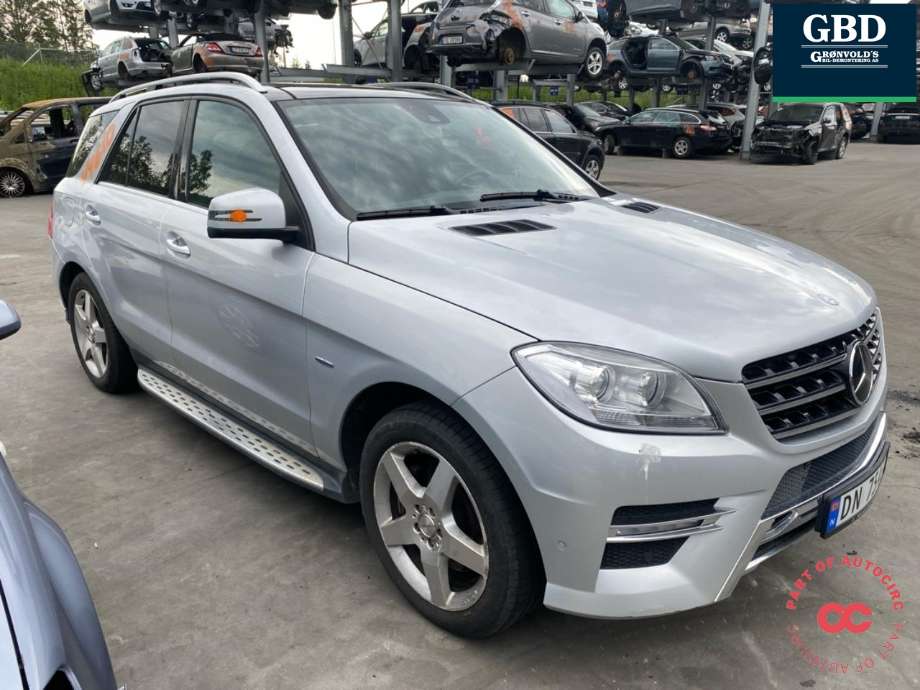 Mercedes ML 2011-2015 (Fase 1) (W166) (W166), Motorkode: OM642.826, Girkassekode: 166 270 54 00