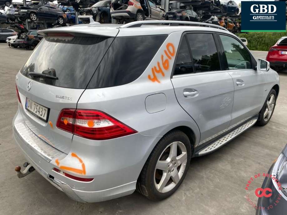 Mercedes ML 2011-2015 (Fase 1) (W166) (W166), Motorkode: OM642.826, Girkassekode: 166 270 54 00