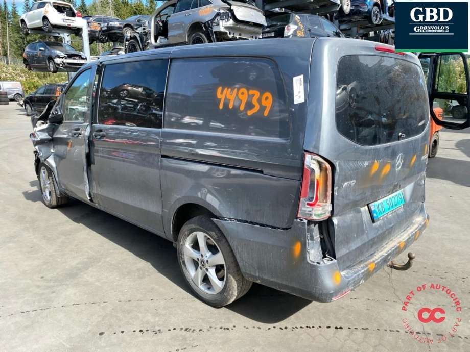 Mercedes Vito 2014-->> (W447) (W447), Motorkode: OM651.950, Girkassekode: A 447 270 74 00