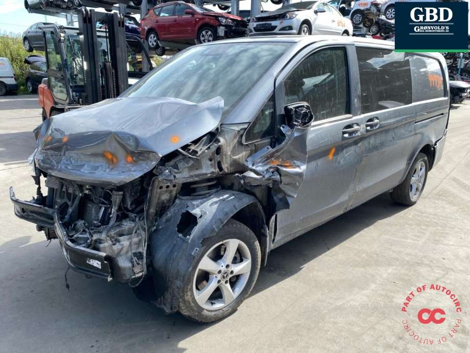 Mercedes Vito 2014-->> (W447) (W447), Motorkode: OM651.950, Girkassekode: A 447 270 74 00