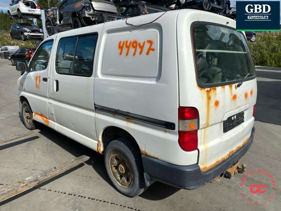 Toyota Hiace 2007-2012 (Fase 3) , Motorkode: 2KD-FTV, Girkassekode: 3303026A60