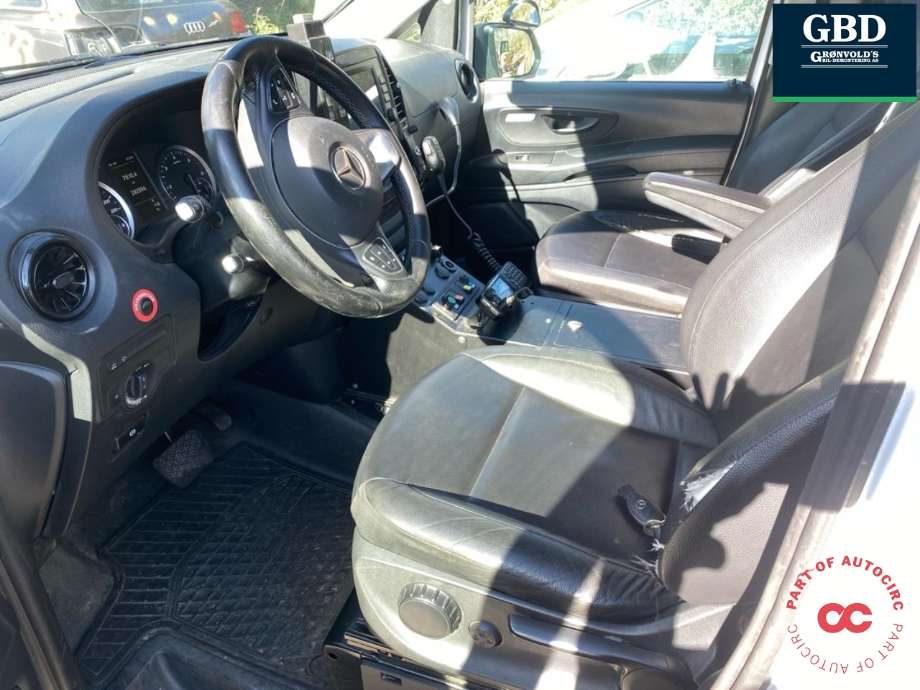 Mercedes Vito 2014-->> (W447) (W447), Motorkode: OM654.920, Girkassekode: A 447 270 10 01