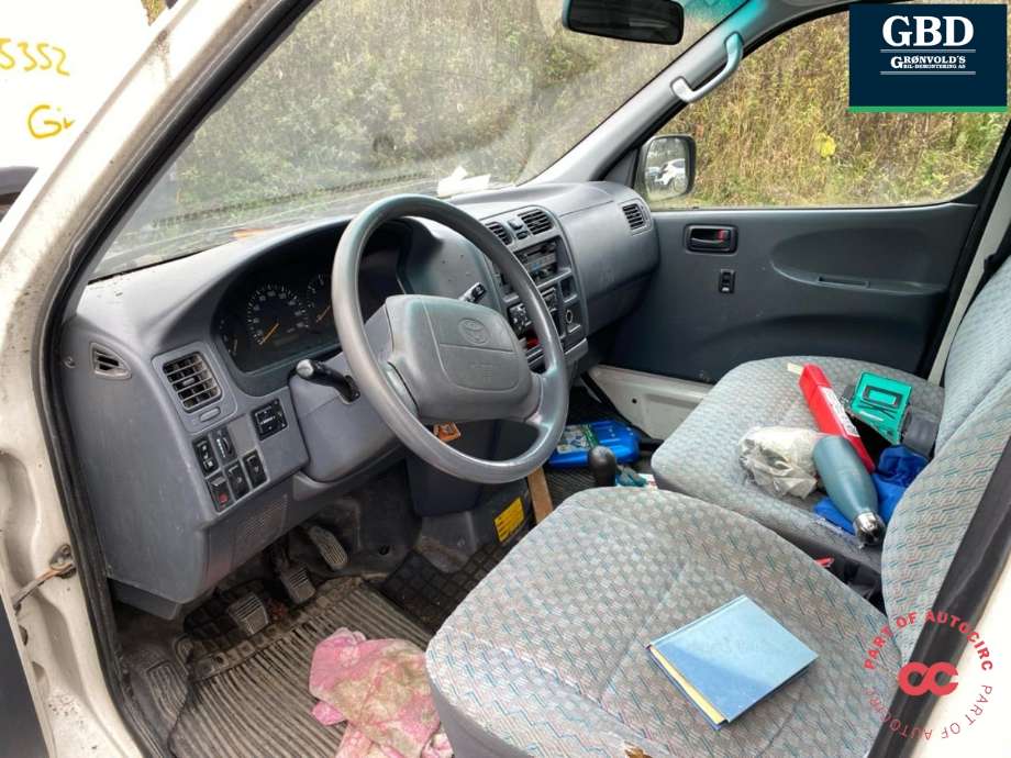 Toyota Hiace 2001-2006 (Fase 2) , Motorkode: 2KD-FTV, Girkassekode: 330302F280