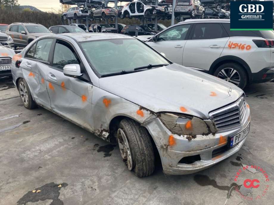 Mercedes C-Klasse 2007-2011 (Fase 1) (W204) (W204), Motorkode: OM646.811, Girkassekode: A 210 270 07 01
