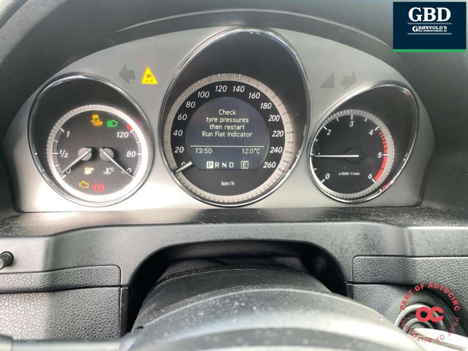 Mercedes C-Klasse 2011-2014 (Fase 2) (W204) (W204), Motorkode: OM651.913, Girkassekode: A 204 270 74 00