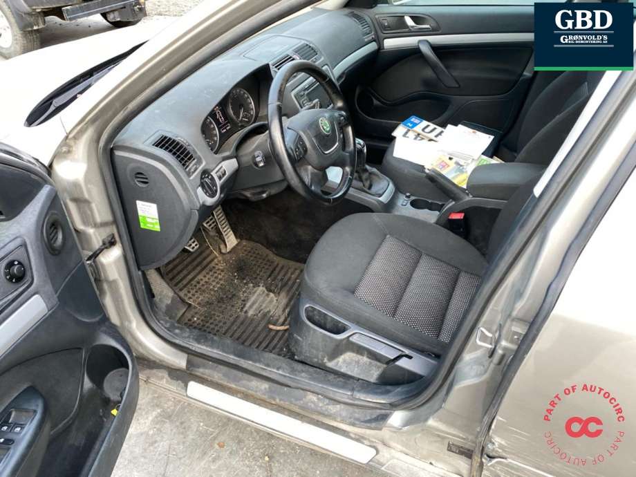 Škoda Octavia 2013-2016 (Type III, Fase 1) , Motorkode: CFHF, Girkassekode: NFR