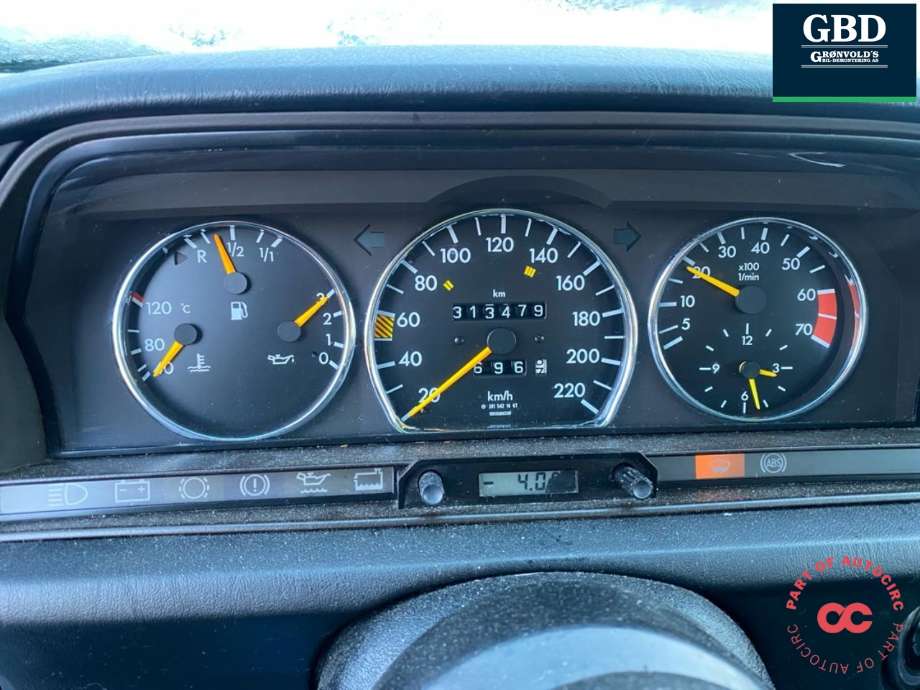 Mercedes 190 1984-1993 (W201) (W201), Motorkode: M102.910, Girkassekode: