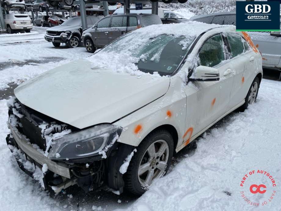 Mercedes A-Klasse 2012-2018 (W176) (W176), Motorkode: M270.910, Girkassekode: A 246 370 89 02