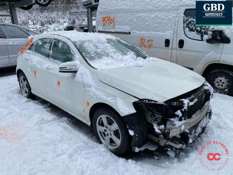 Mercedes A-Klasse 2012-2018 (W176) (W176), Motorkode: M270.910, Girkassekode: A 246 370 89 02